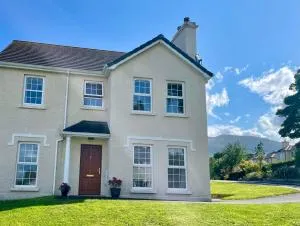 Ashleigh Heights - 卡斯尔韦伦