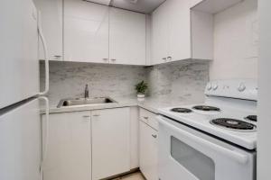 801- Miami Gem 1BR 2BA, Balcony, Ocean Views