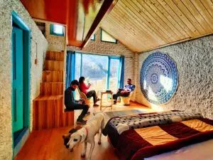 The Satvic Retreat - Duff Dunbar