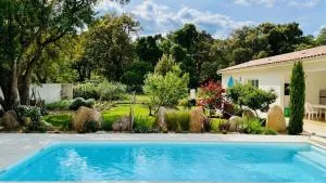 Mini Villa Pascal Paoli avec piscine - proche mer - Morta