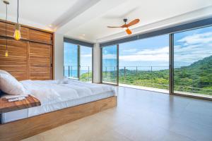 Casa Frenchie & Villas Vista del Mar - by Pura Villas