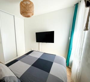 Comfortable rooms in Nanterre University near La Defense Arena and Paris with very good wifi