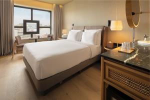 Deluxe Double or Twin Room room in SANA Executive Hotel