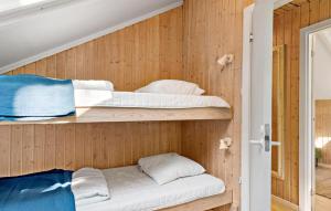 3 Bedroom Amazing Home In Store Fuglede