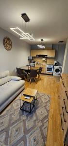Aspen Suites Luxury apartment A005