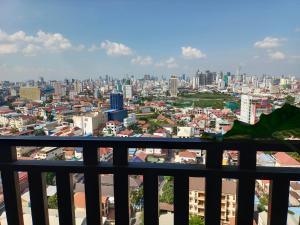 L Residence-Near Russian market and Chip mong 271