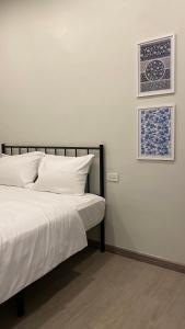 XX HD Yaowarat Road BKK