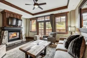 One Ski Hill Place S8421 - Брекенридж