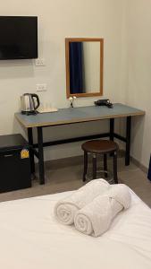 XX HD Yaowarat Road BKK