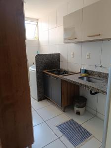 AP 102 Acolhedor situado na Zona Leste, com 3 quartos sendo 1 suĂte