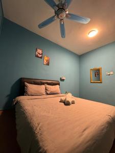 cozy,Bayan,lepas 4pax1car ParkSpiceAirPort domestic guest only