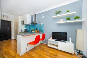 Cozy studio next to the Metro and City center