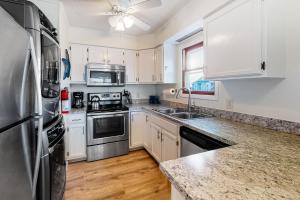 Bradley On The Bay 324F