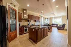 Oasis Salt Water Pool Jacuzzi - 埃斯孔迪多