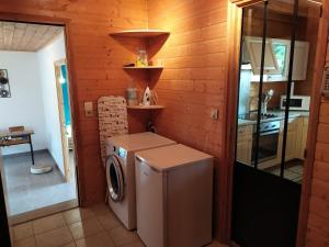 Maisons de vacances Chalet Gite Belle Ile en Lormes : photos des chambres