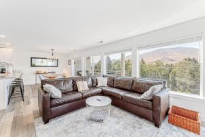 Park Pointe: City Sights Chalet (A204)