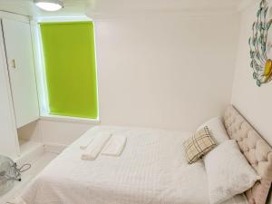 Luxury En-Suite Room in Prime Solihull Town Centre Location