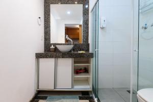 Qto&Sala c Vista do Cristo Redentor| SQC 143D918