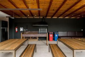 Triplex com Design Industrial em Itaipava | AIR A2