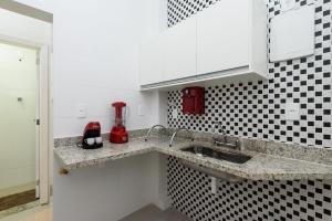Apartamento 300m da Praia de Ipanema | RP 14307
