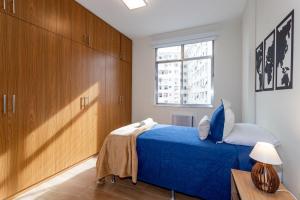 2Qtos a 350m da praia de Copacabana | TA 28401