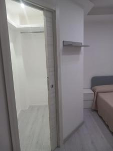Chromotherapy Flat