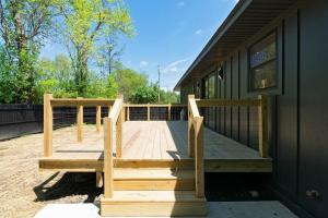 New Paltz Modern Zen Cabin