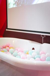 Capsule Girl Power SPA - balneo - Sauna - Karaoké - Billard - 2 chambres