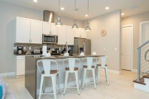 5 Min to Disney Dream 5 Suites Villa