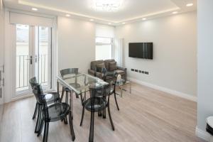 Roof Haven at Kensington Mews