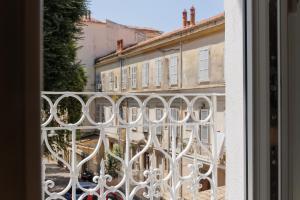 Celestial Suites-TOP LOCATION