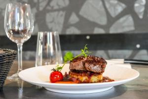 Hotels Logis Hotel & Restaurant Le Cadet de Gascogne : photos des chambres