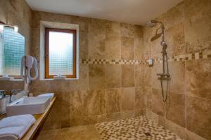 Hotels Domaine de Monrecour - Hotel & Restaurant - Proche de Sarlat : photos des chambres