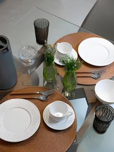 Quarto com área gourmet e piscina
