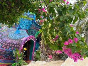 Beachfront Paradise Boutique Hotel - Casa Alebrijes Jacuzzi Suits