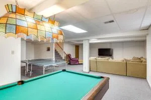 Overland Park Family Home with Game Room and Backyard! - Stanley