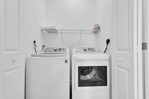 Stylish Lux Apt 5 min walking to Design District apt 7