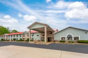 速8弗农酒店 - Heath