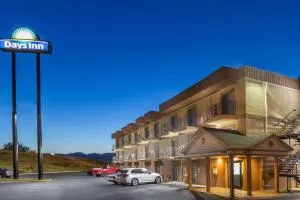 Days Inn by Wyndham Medford - Сентрал Пойнт