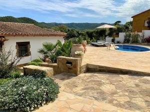 Villa Marlena, Calonge, Costa Brava,1 luxe private studio-appartement with private pool in quiet area, adults only, Catalonia, Spain