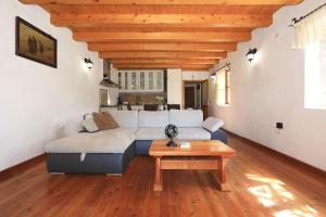 Holiday house with a parking space Sukosan, Zadar - 18279