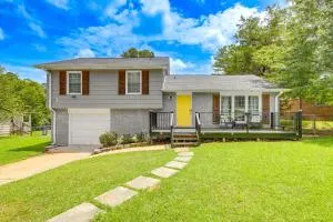 18 Mi to Dtwn Atlanta Pet-Friendly Home with Yard! - فيربورن