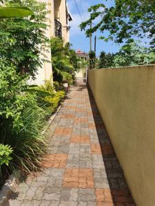 Avenue soleil sur mer flic en flac