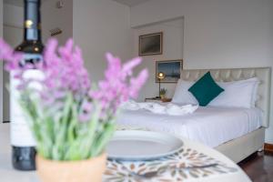 Chateau Studios by Vibrant