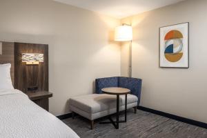 Holiday Inn Express Portland South - Lake Oswego by IHG