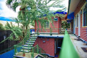 DMI Hotels and Apartments, Tabaco City Albay by RedDoorz