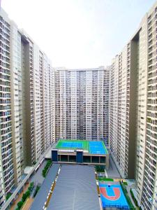 Youth City 2 Bedroom Suites with Rooftop Pool Nilai by DKAY HOMES, near USIM KLIA