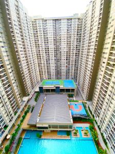 Youth City 2 Bedroom Suites with Rooftop Pool Nilai by DKAY HOMES, near USIM KLIA