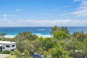 Bombora 4 Bedroom By Discover Stradbroke