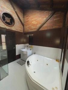 Bella casa estilo rustico moderno